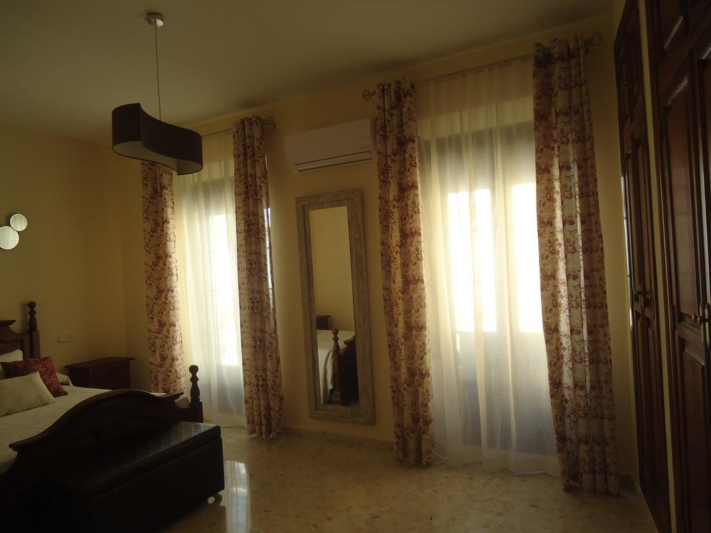 Apartamentos Acevedo Centro Ронда Екстериор снимка